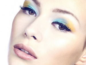 Nuray Demir - Hair & Make up   Photo by Valeria Mitelman